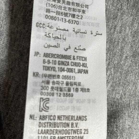 Abercrombie & Fitch mini sherpa fleece puffer. - Picture 8 of 9